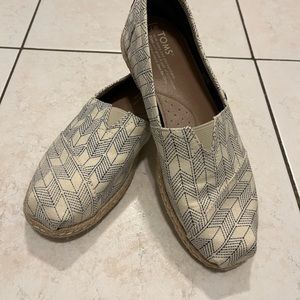 Toms womens shoes